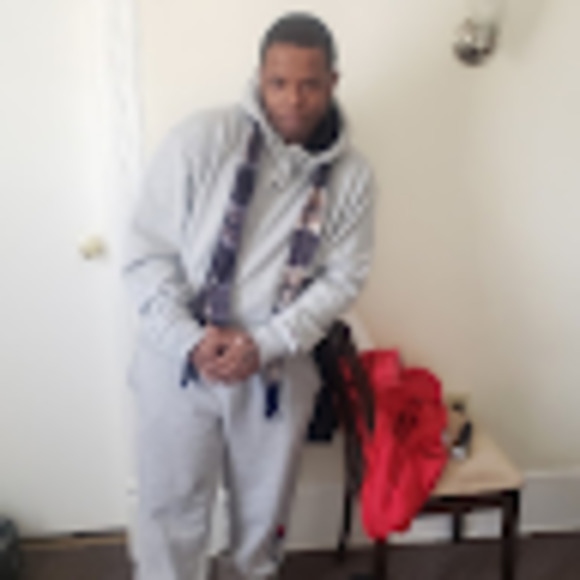 Meet your Posher, Donald - Picture 1 of 1